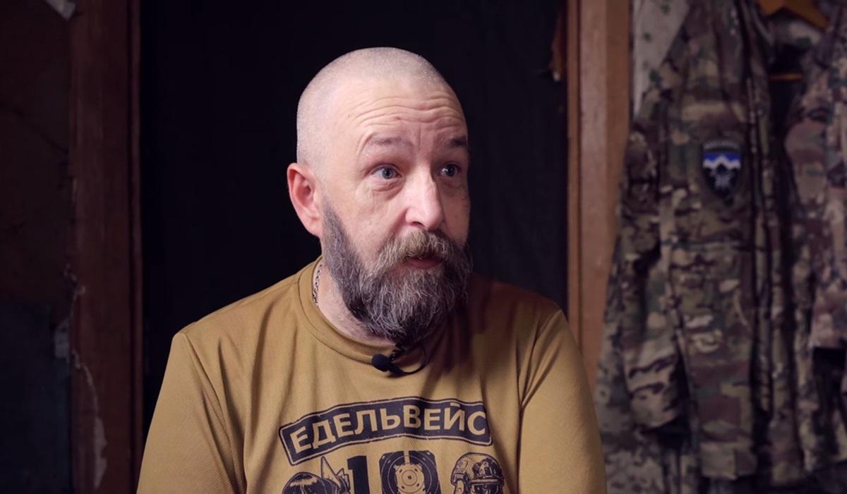 “Стоял перепуганный”: украинский военный голыми руками взял в плен вооруженного оккупанта