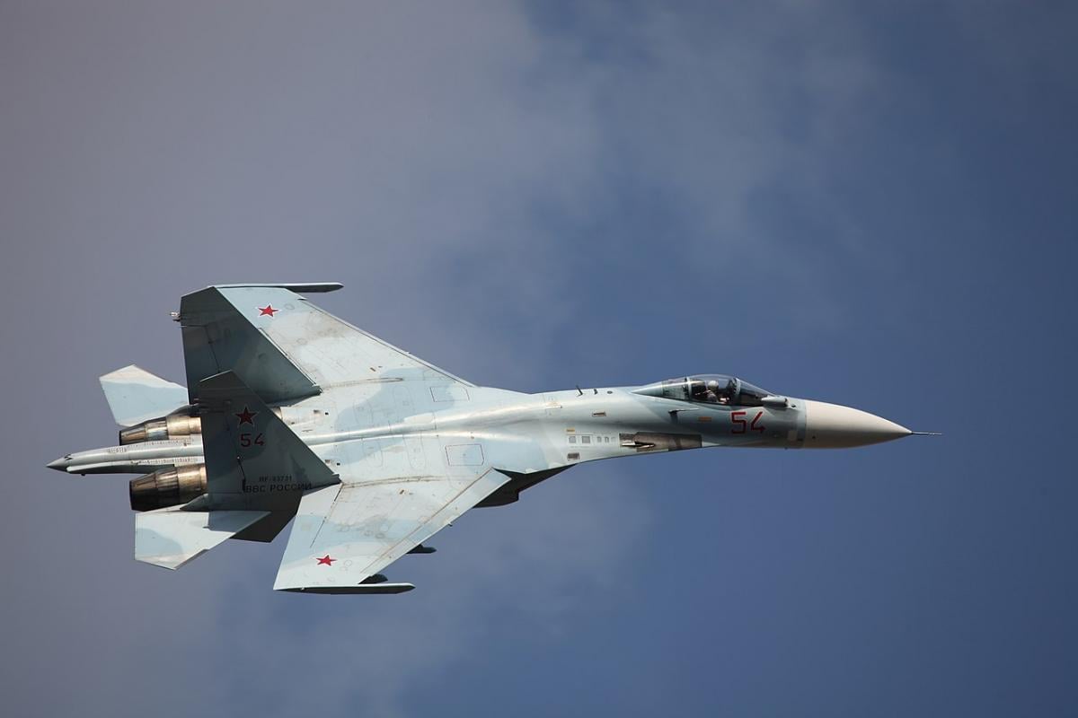 В России ночью был уничтожен истребитель: в ГУР сообщили детали (видео)