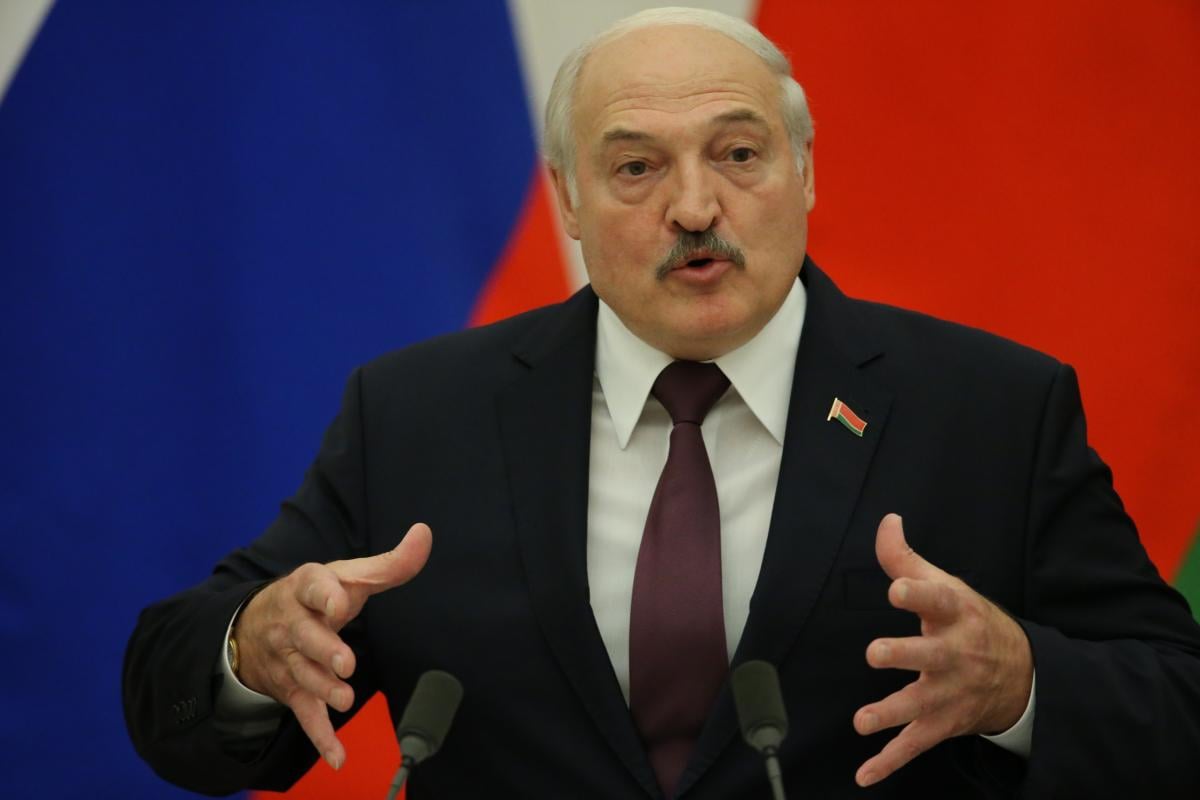 “Не надо бросаться камнями”: Лукашенко отличился циничными заявлениями о войне в Украине