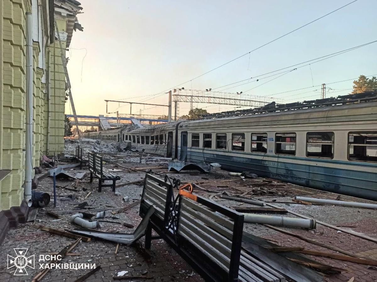 Эксперт объяснил, для чего россияне ударили по железнодорожной станции в Лозовой