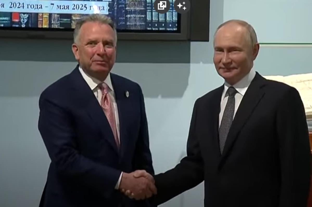Украина и РФ уже обсуждали мирную сделку, пока Уиткофф не сорвал процесс, – The Economist
