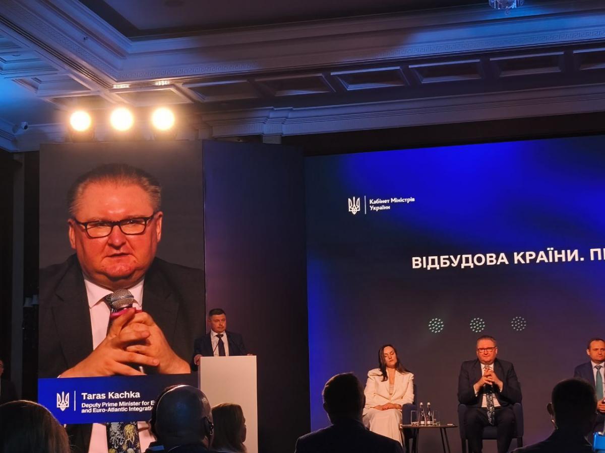 В Украине жестко высказались относительно идеи отдельного вступления в ЕС для Молдовы