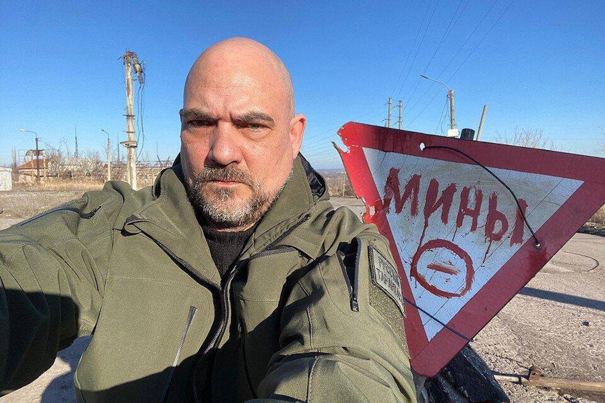Известный Z-военкор едва не ослеп, умывшись водой из-под крана в Донецке