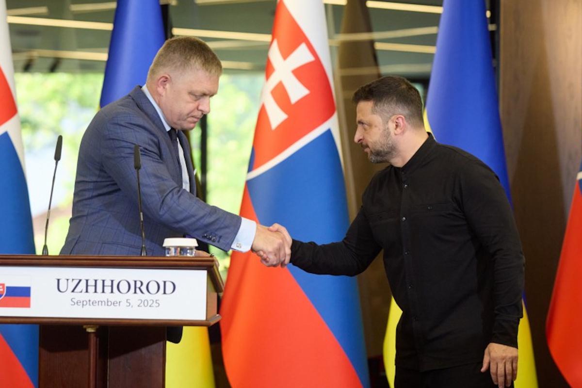 “Наделали фатальных ошибок”: Фицо предложил Украине помощь
