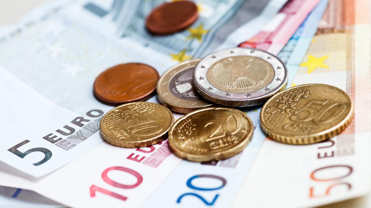 Германия решила поддержать передачу замороженных российских денег Украине, – Politico