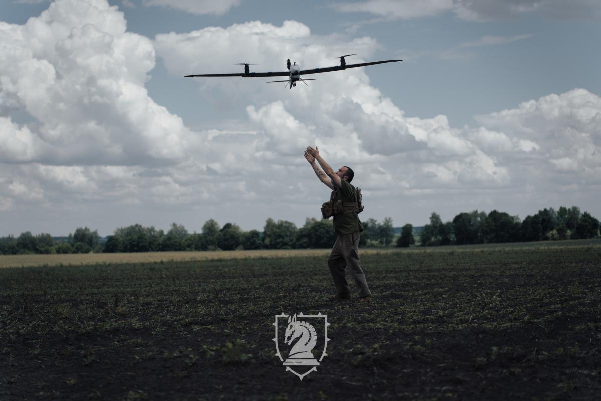 Залетели аж в Курахово: в Донецкой области бойцы ВСУ поразили вражескую технику (видео)