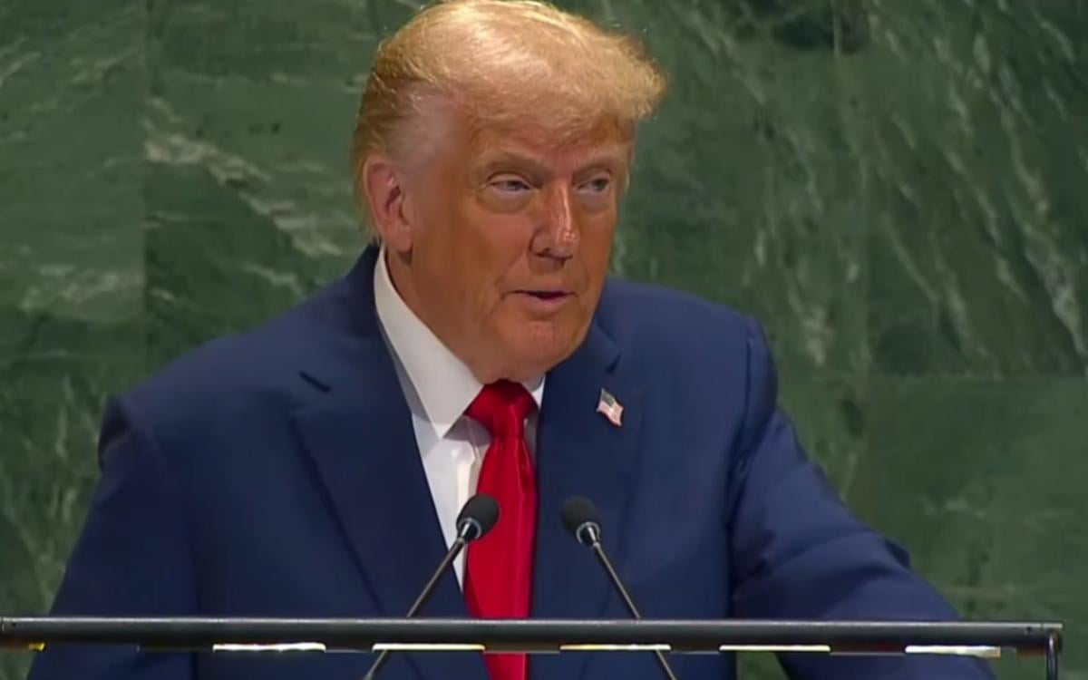 Трамп случайно опубликовал призыв преследовать его оппонентов, – NBC News