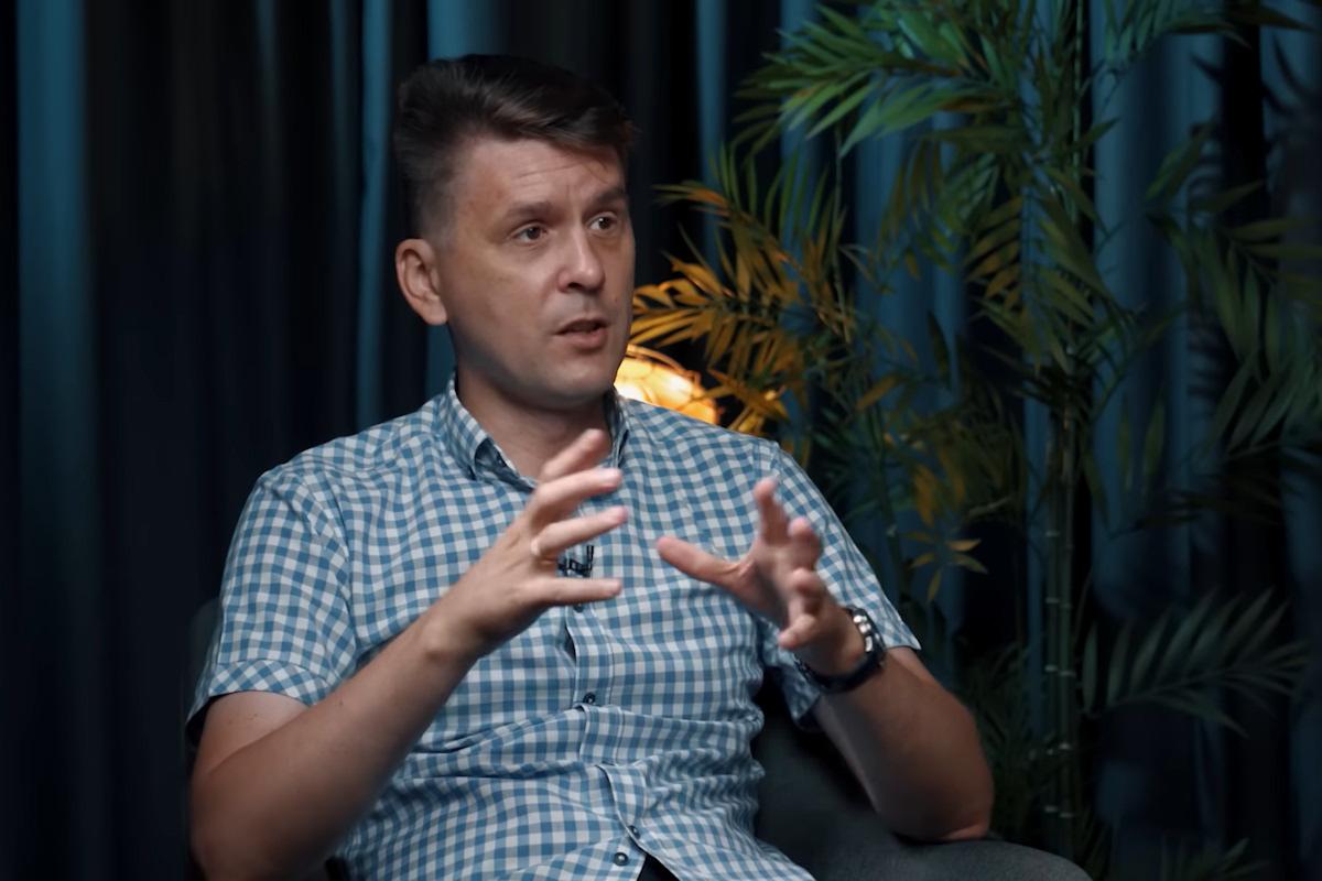 “Позорная мясорубка”: битва за Покровск идет уже год, это проблема для РФ, – эксперт