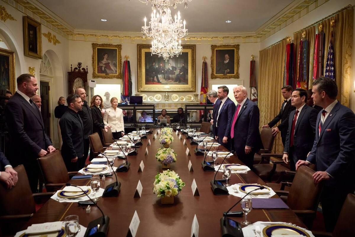 Трамп на встрече с Зеленским сетовал, что не получил Нобелевскую премию мира, – WP