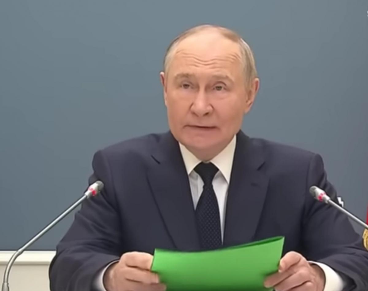 “Это им дорого будет стоить”: Путин отреагировал на введение санкций США и ЕС против РФ