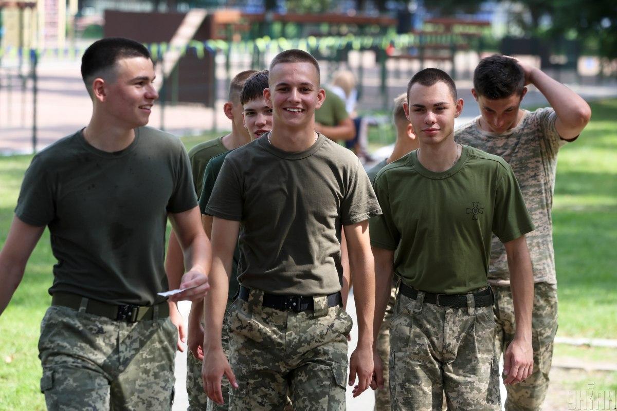 Отток молодых мужчин может оказаться фатальным для Украины, – аналитик Telegraph