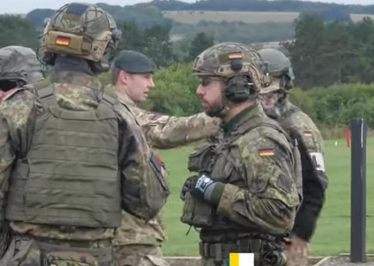 Германия хочет перестроить армию: в The Times рассказали, что об этом думает молодежь