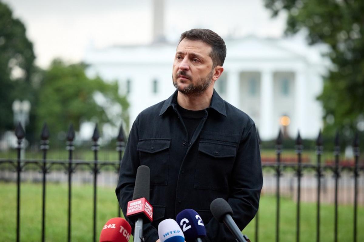 Зеленский о мирном процессе: Готовы работать в других содержательных форматах, которые могут дать результат