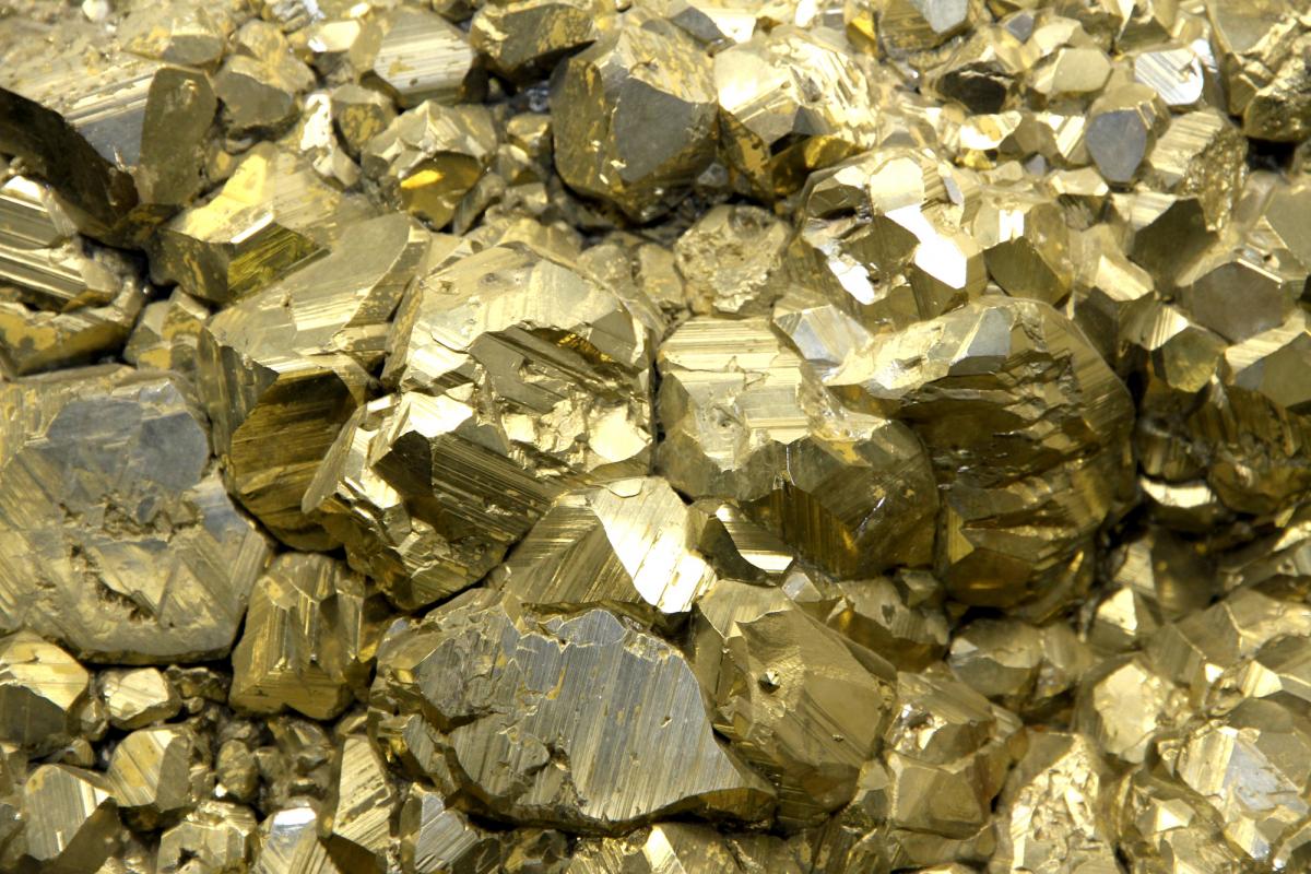 Союзник России станет богаче: Иран открыл огромную золотую жилу с миллионами тонн сокровища