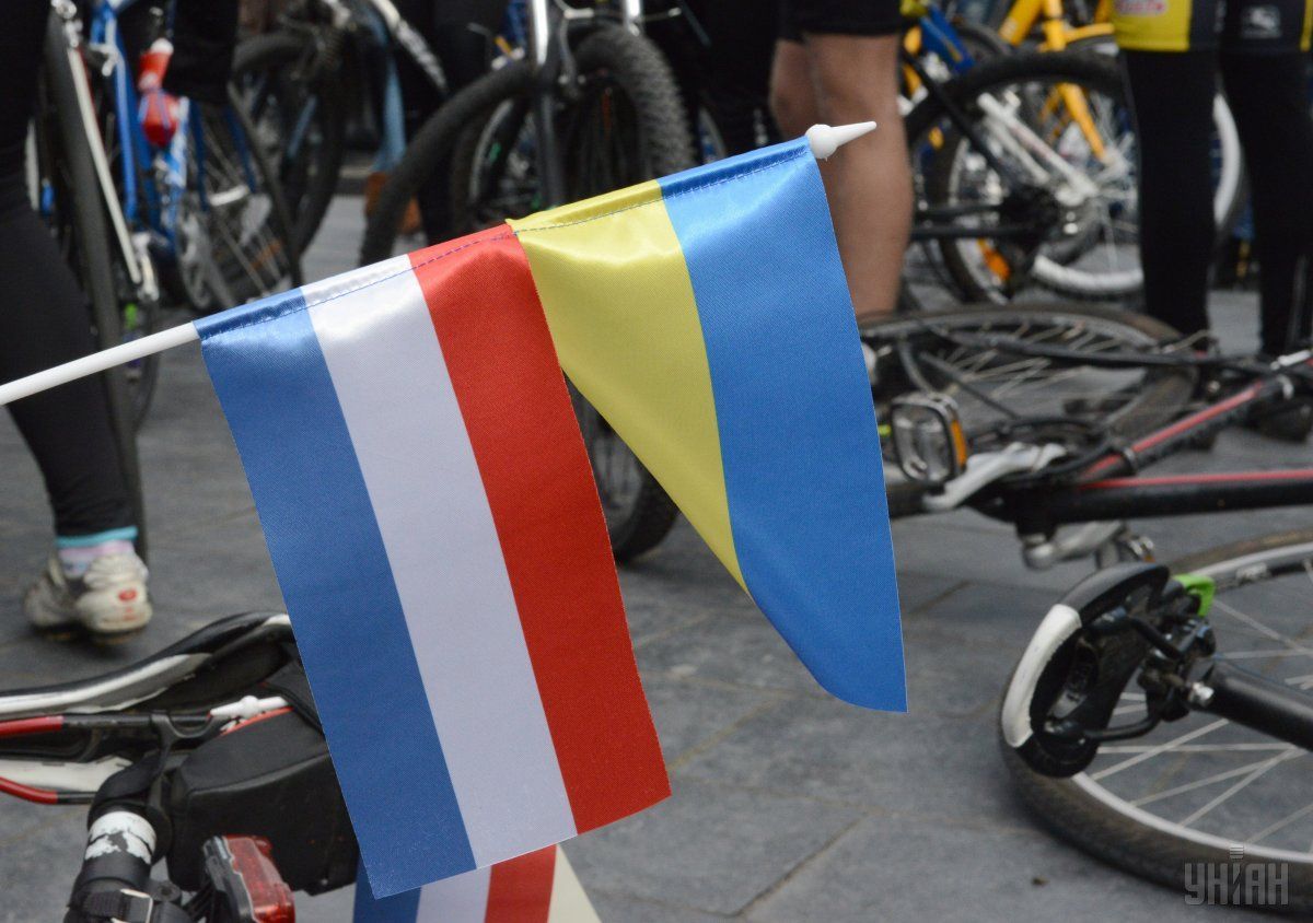 Нидерланды собираются закрыть пункты размещения для украинских беженцев