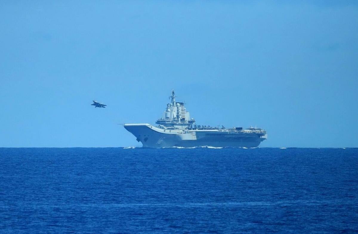 За полшага до войны: китайские военные устроили провокацию у берегов Японии