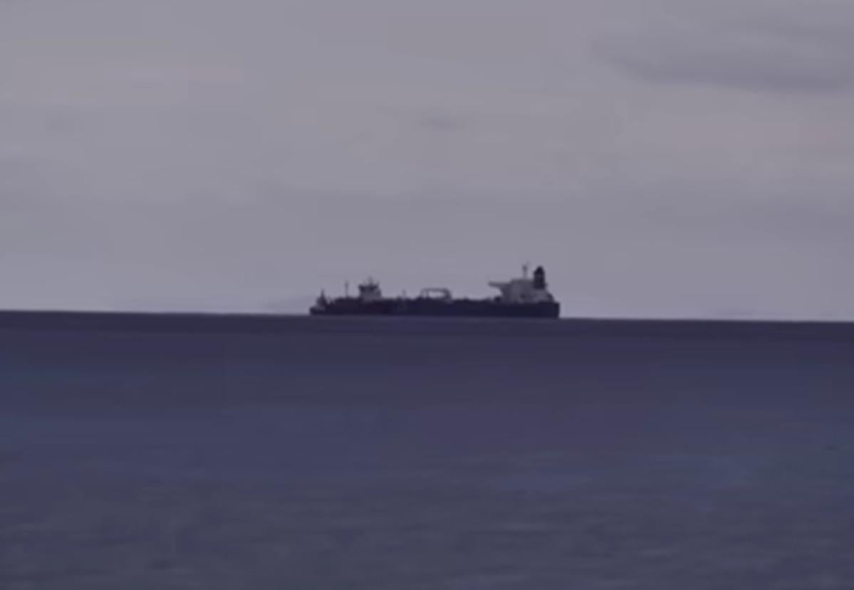 Германия остановила танкер “теневого флота”, который плыл в Россию, – Bloomberg