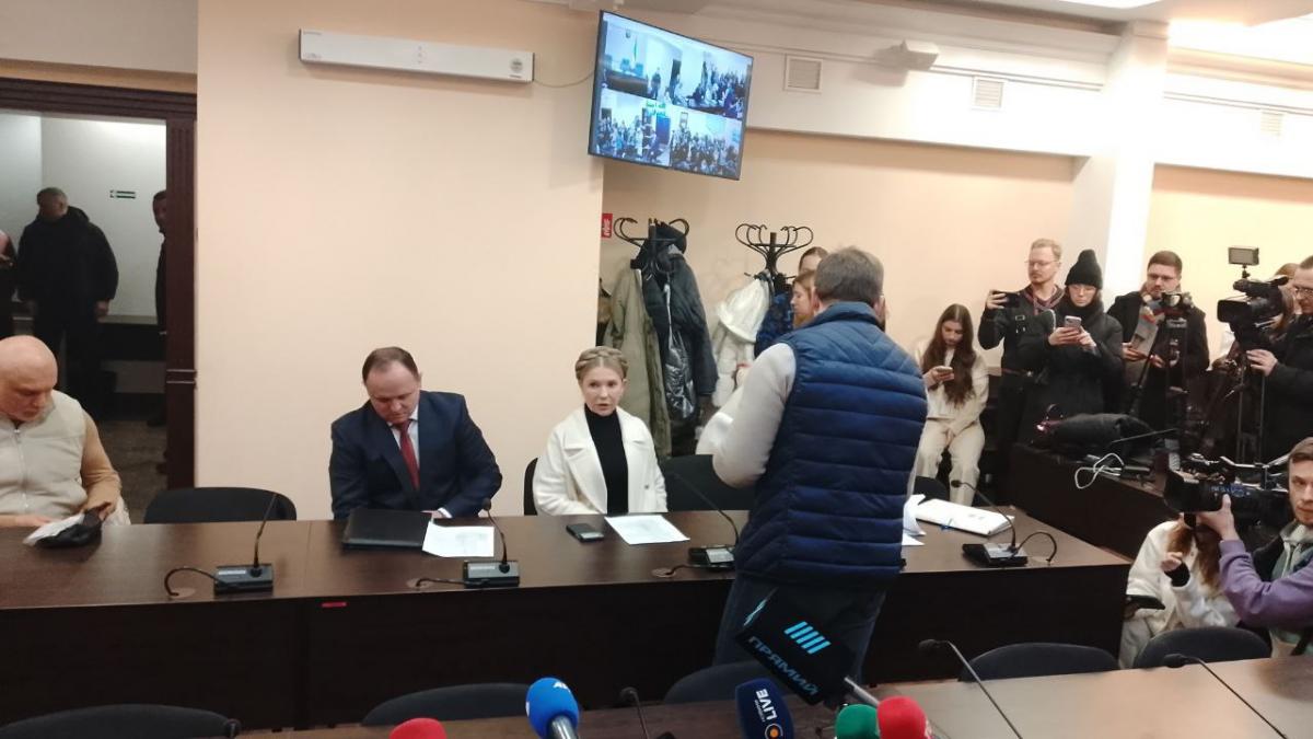 “Это деньги на печенье и кофе”: Тимошенко объяснила происхождение “кассы”, изъятой НАБУ