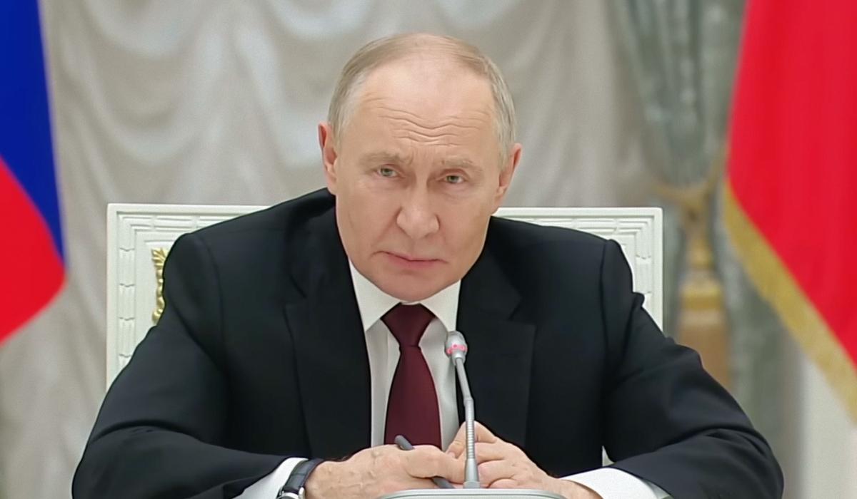 Путину неофициально передали последнюю версию мирного плана для Украины, – Bloomberg