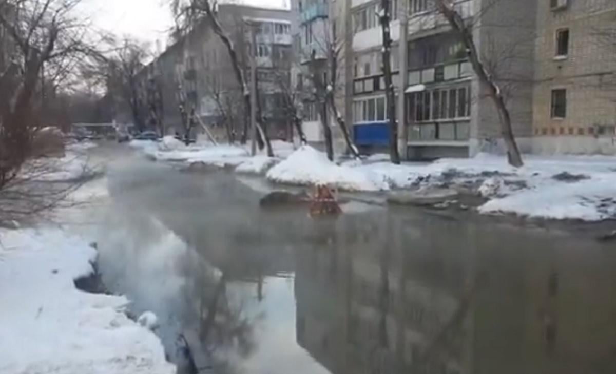 Жители Энгельса, откуда РФ запускает ракеты по Украине, пожаловались на холод в квартирах (видео)