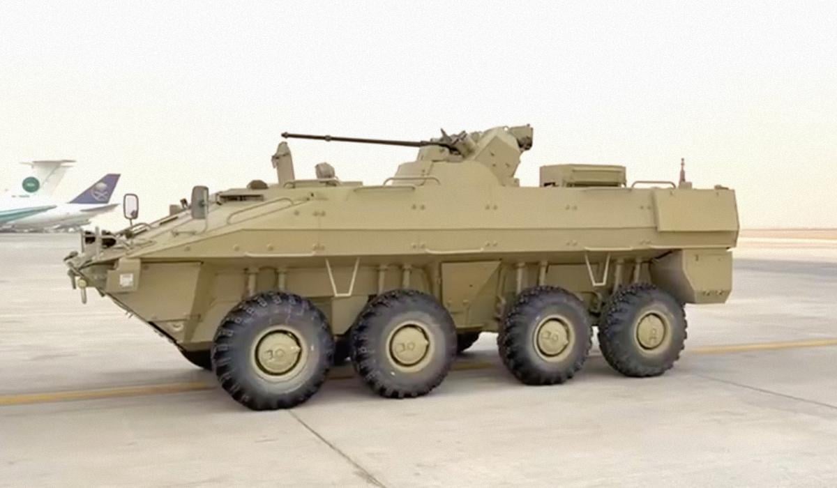 Россия ищет заказчиков на свой “новый БТР”, который отстал на 25 лет