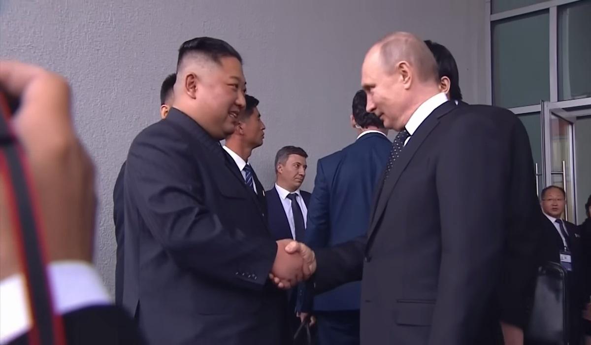 РФ все больше полагается на КНДР: эксперт назвал главные потребности Москвы в боеприпасах