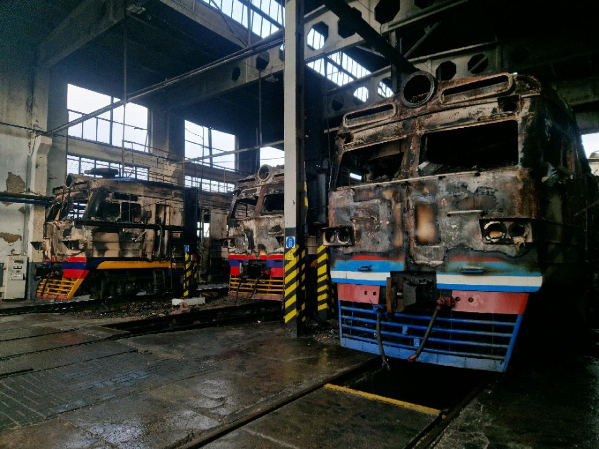 Российский террор на железной дороге: враг атаковал станции в двух областях