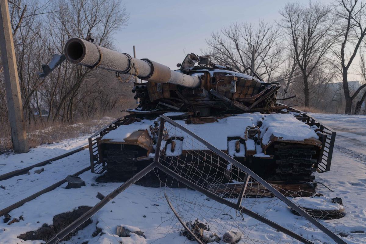 Война зашла в классический тупик, выйти из него можно тремя способами, – аналитик