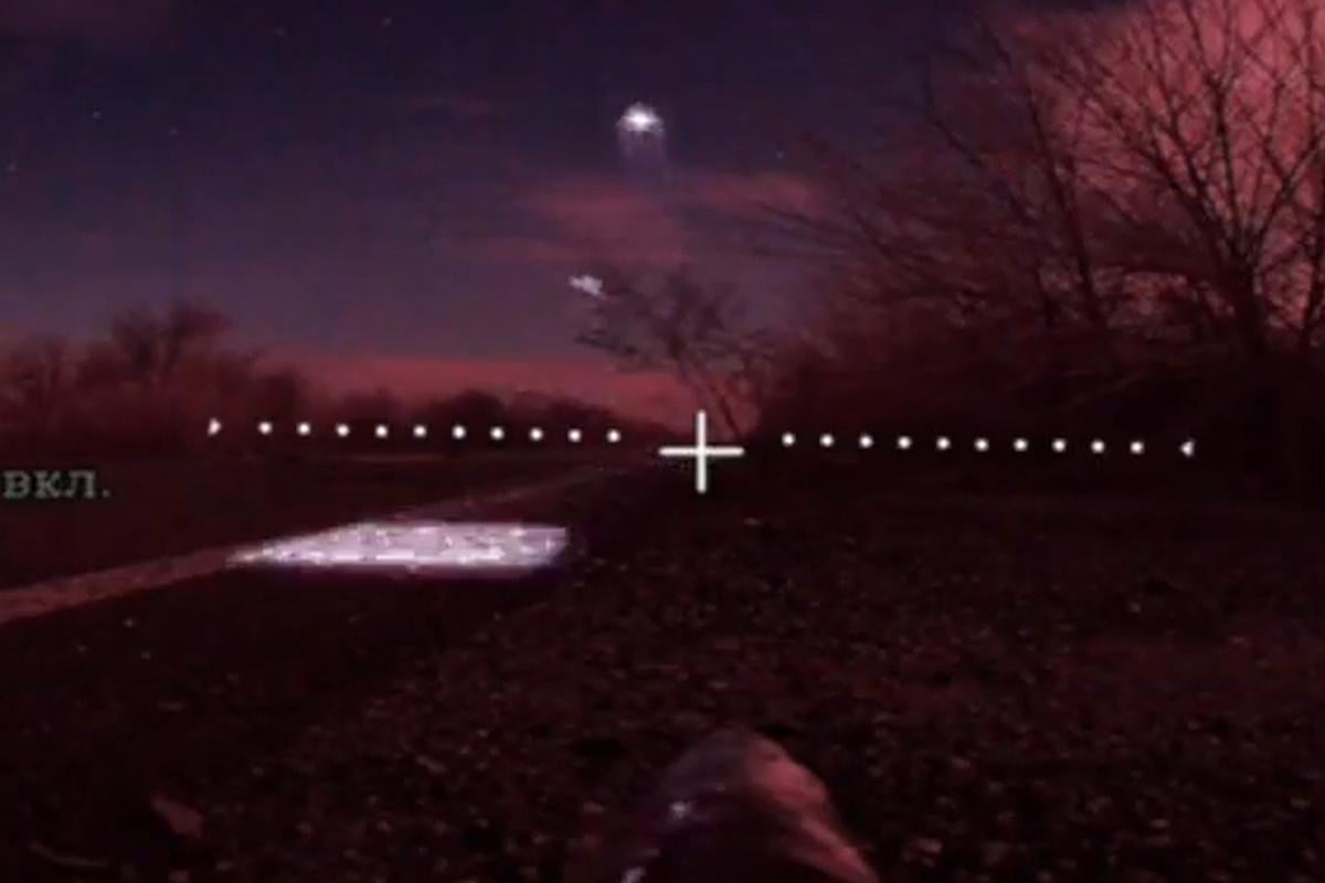 На фронте неизвестное “НЛО” начало охотиться на дроны-“ждуны” россиян, – Forbes (видео)