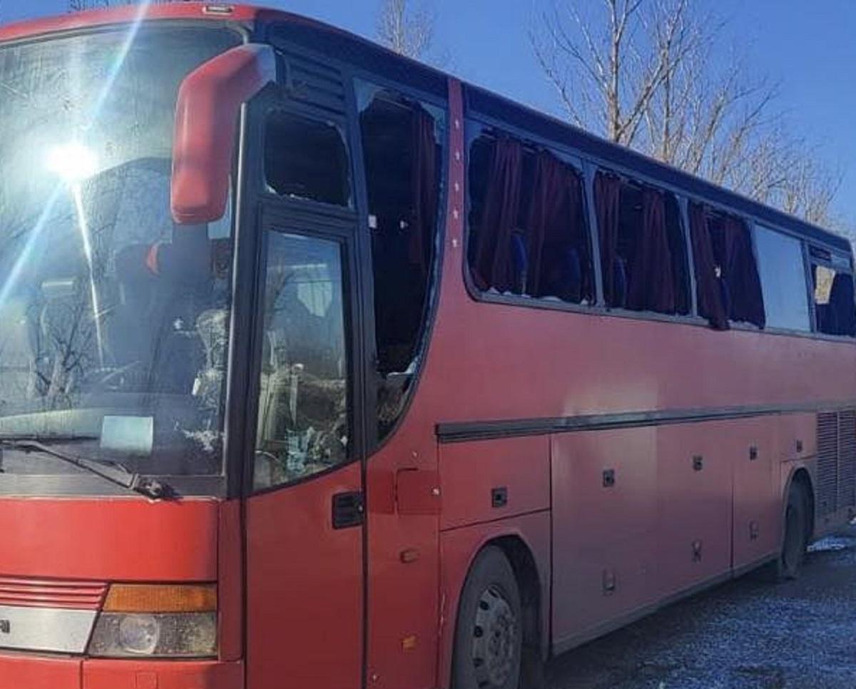 РФ ударила по рейсовому автобусу в Харьковской области: трое погибших, есть раненые