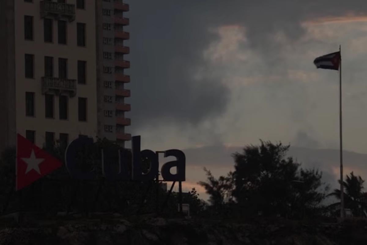 На Кубе около 10 миллионов человек остались без электричества, – CNN