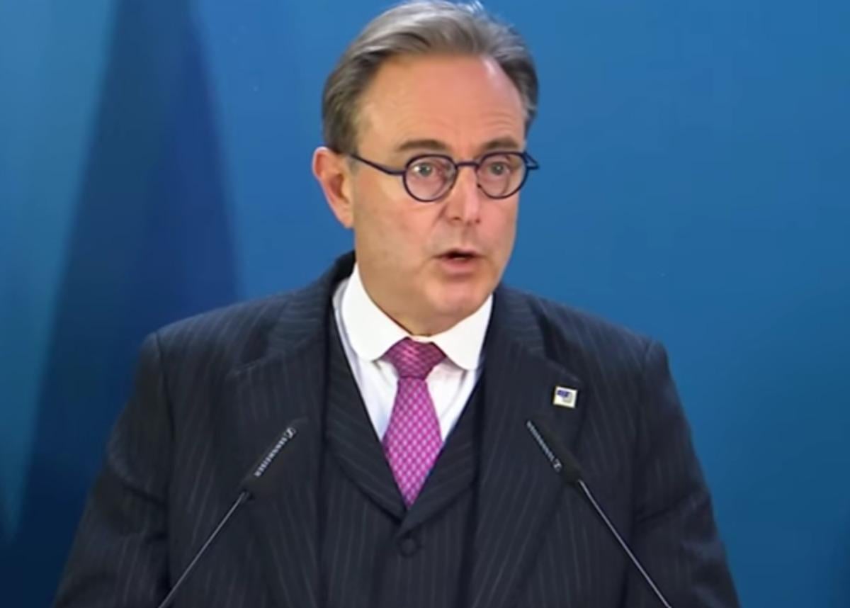 Премьер-министра Бельгии раскритиковали в ЕС за предложение заключить с РФ соглашение, – The Guardian