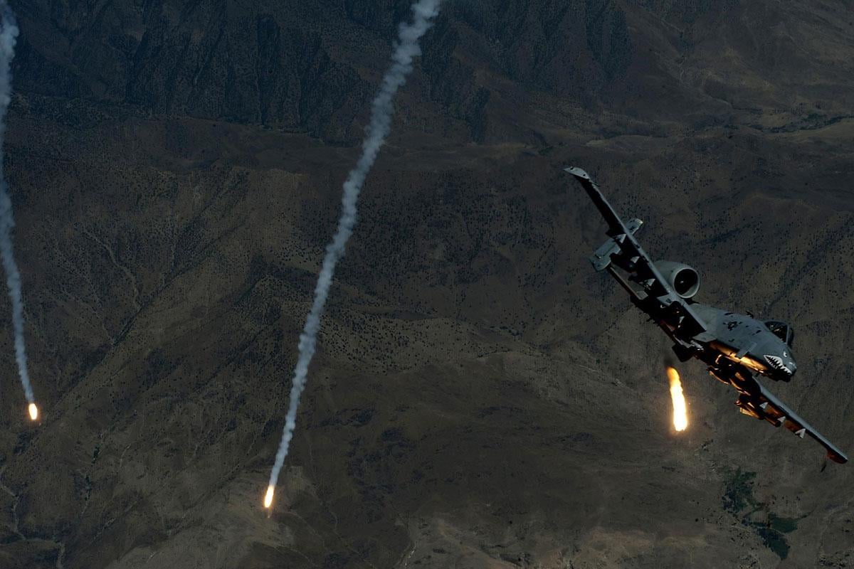 Второй американский самолет потерпел крушение недалеко от Ормузского пролива, – NYT