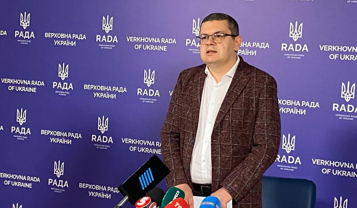 Депутат объяснил свое заявление о способности Украины воевать еще 10 лет