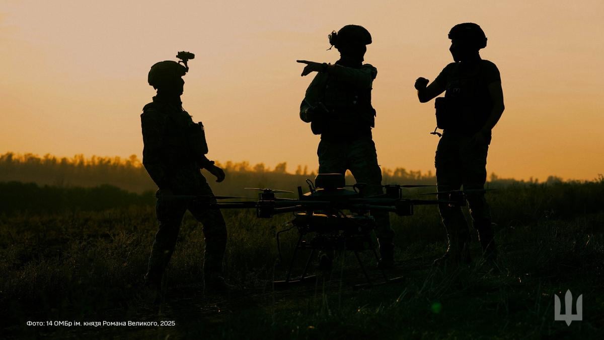 В Украине есть две группы людей, которые идут в СЗЧ, – военный