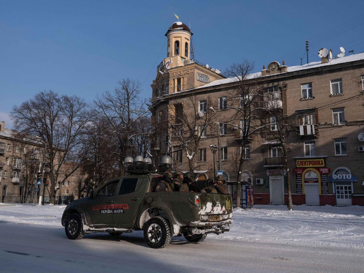 Россия попытается захватить Днепр и Харьков: Зеленский про отказ от Донбасса