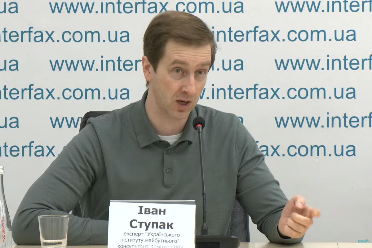 Зеленский и Рада юридически не имеют полномочий сдать россиянам Донбасс, – эксперты