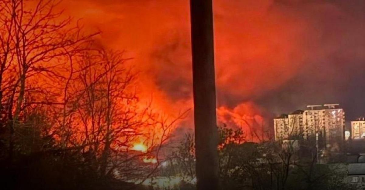 Генштаб подтвердил удар по нефтеперерабатывающему заводу “Туапсинский”