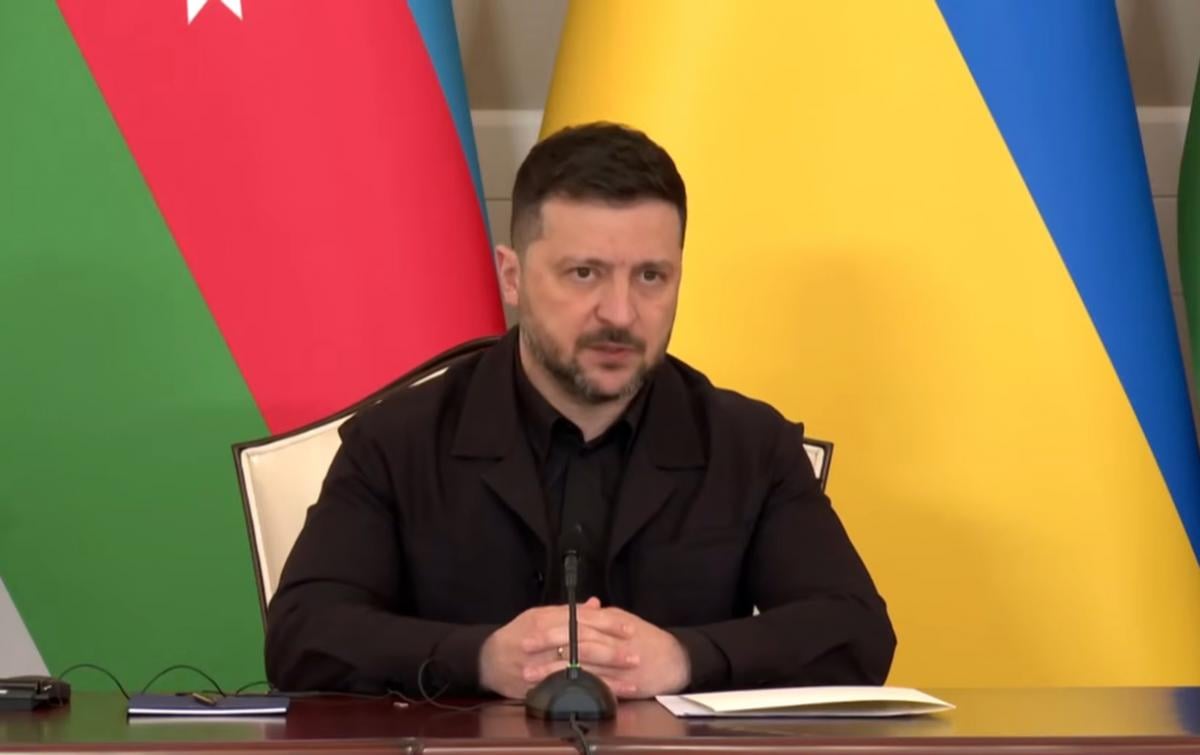 Украина готова к трехсторонним переговорам с США и Россией в Азербайджане, – Зеленский