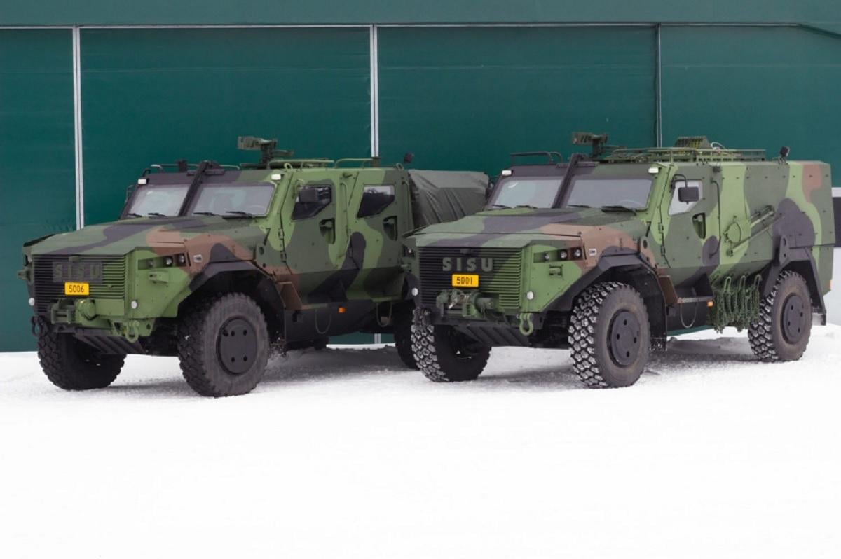 На вооружении Украины замечены редкие финские броневики Sisu GTP