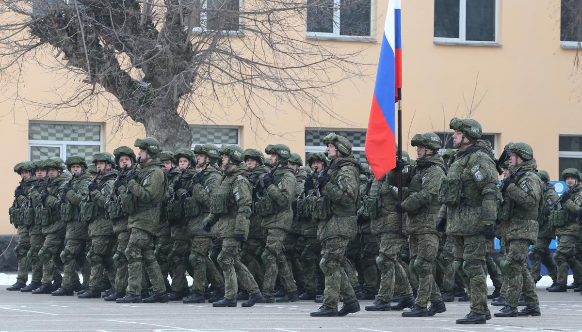 РФ вербует студентов в армию как минимум в 8 университетах оккупированного Донбасса, – СМИ
