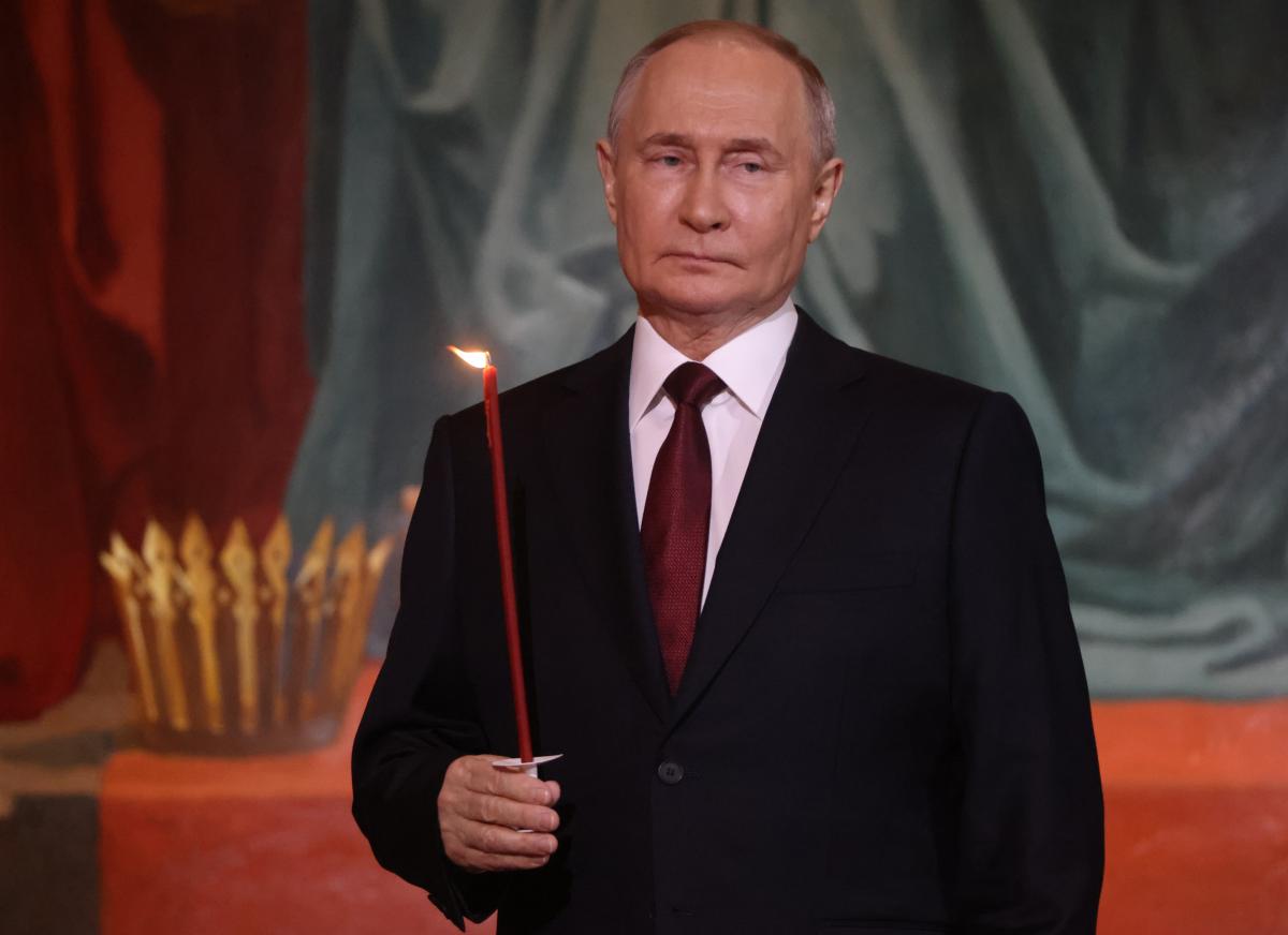 Путин хотел сделать Россию великой, но запомнится как человек, который ее уничтожил, – WSJ