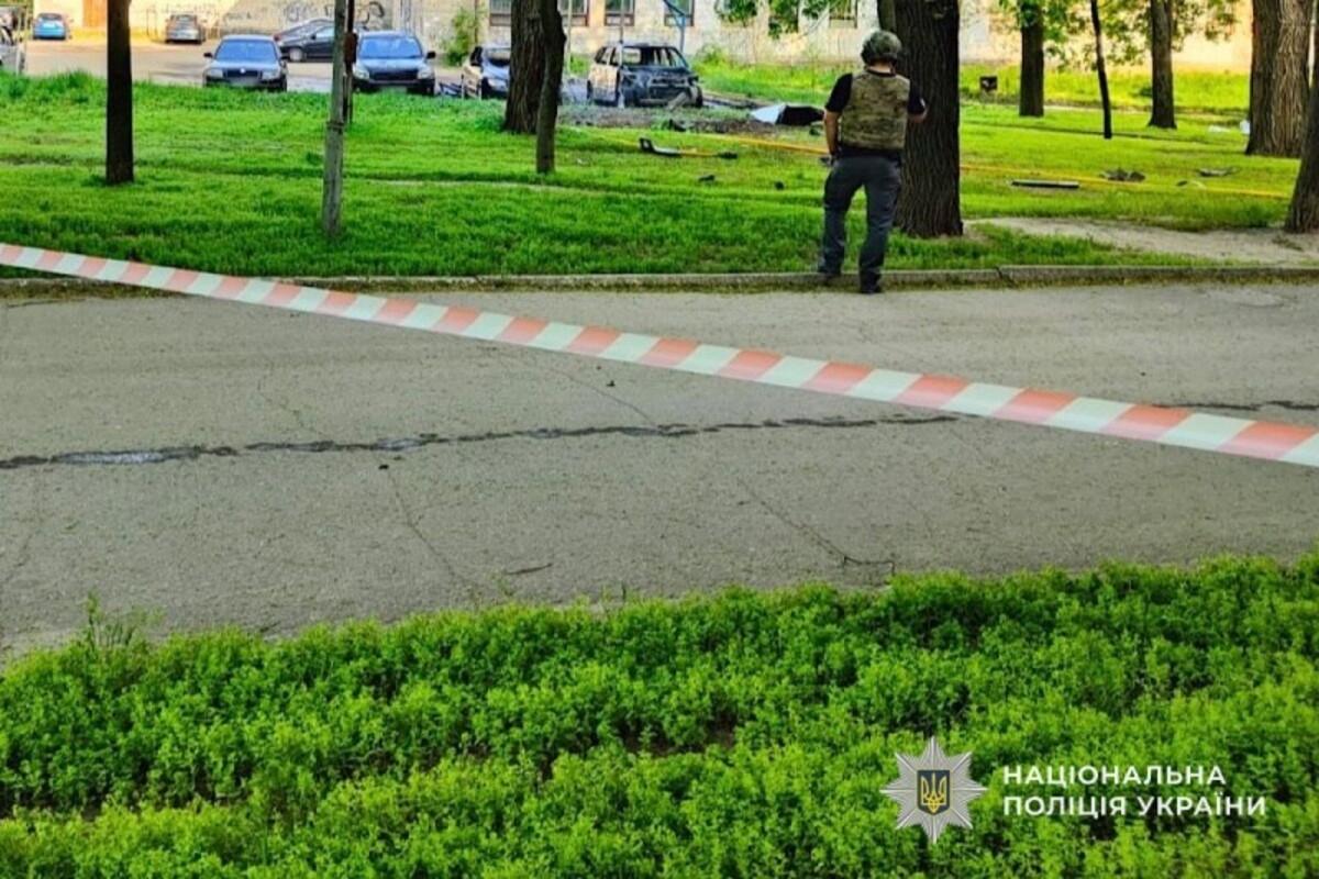 В Днепре взорвалась припаркованная машина, есть пострадавшие, – полиция