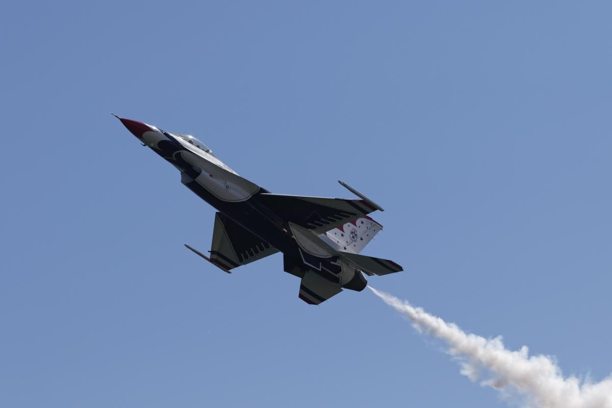 В США решили восстановить списанные F-14 Tomcat из пустыни Аризоны