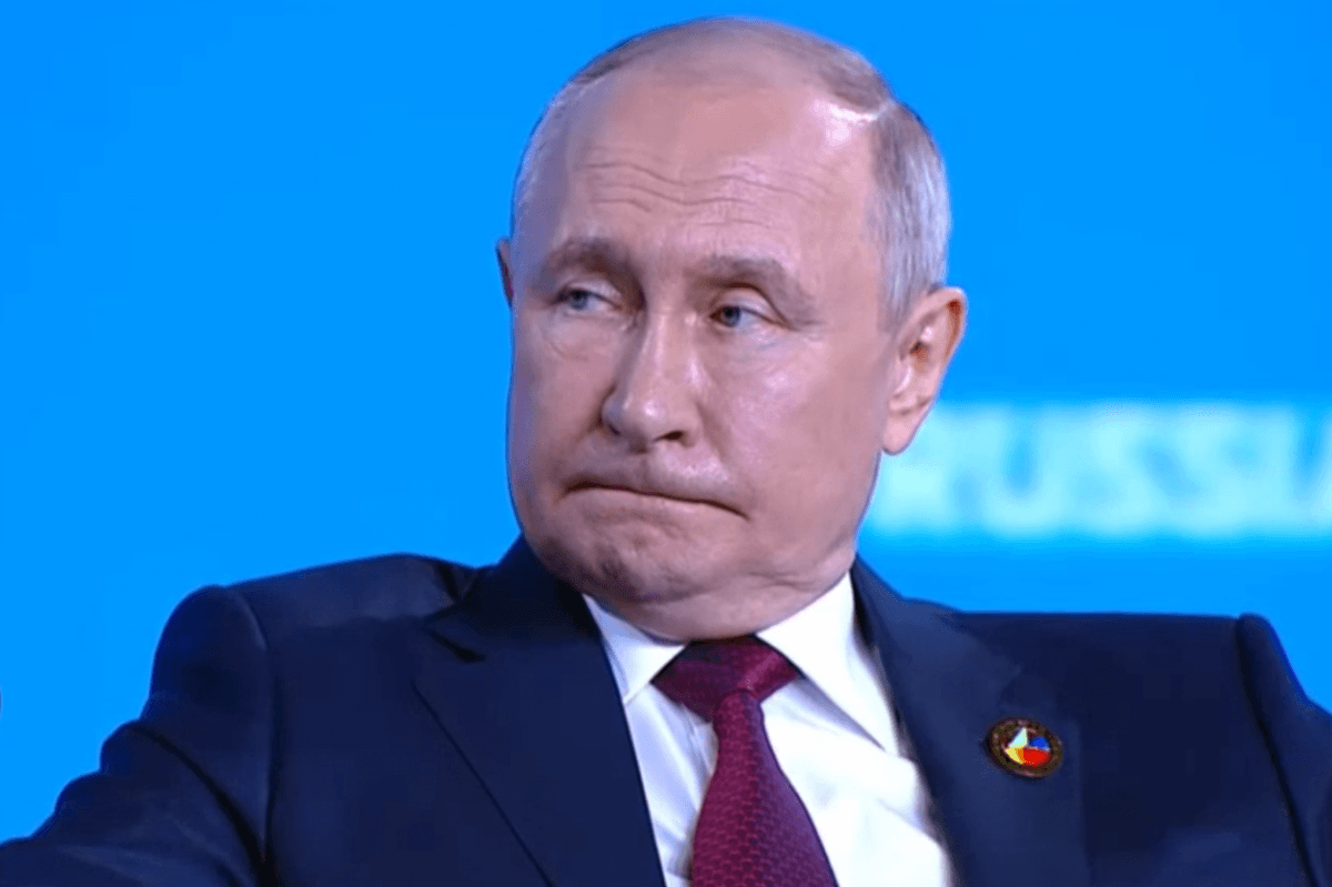 Путин попытался оправдаться за первый за 19 лет парад без военной техники