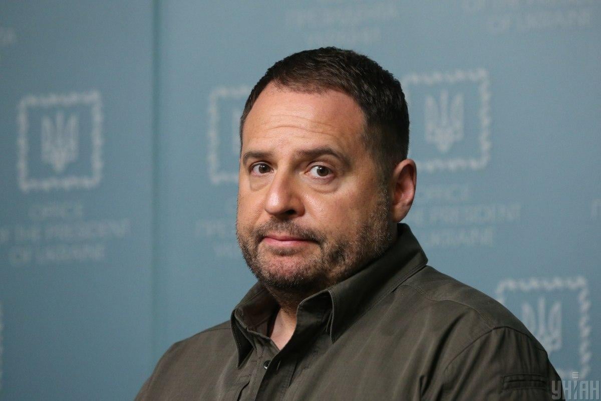 НАБУ проводит обыски у бывшего главы ОП Андрея Ермака, – нардеп