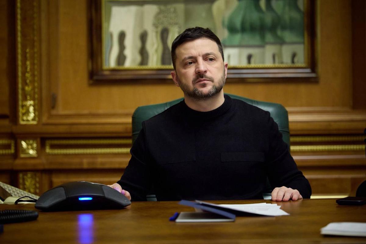 В Херсоне россияне устраивают охоту на людей: Зеленский признал проблему с ПВО