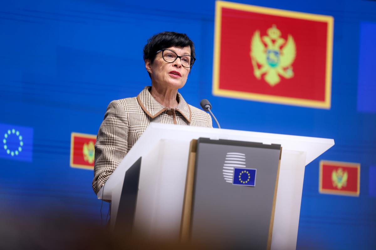 Еврокомиссар ответила, когда Украине откроют все переговорные кластеры по вступлению в ЕС