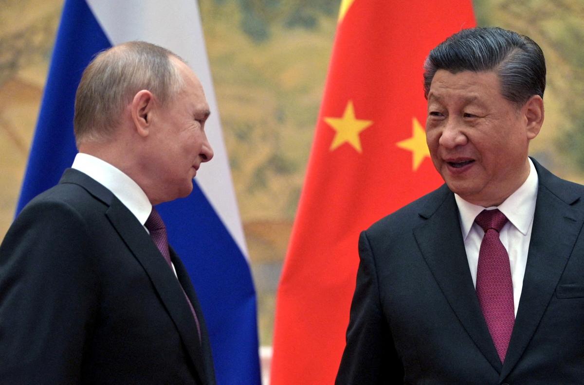 Вежливая фикция «двойного назначения»: Китай тайно помогает России, – The Economist