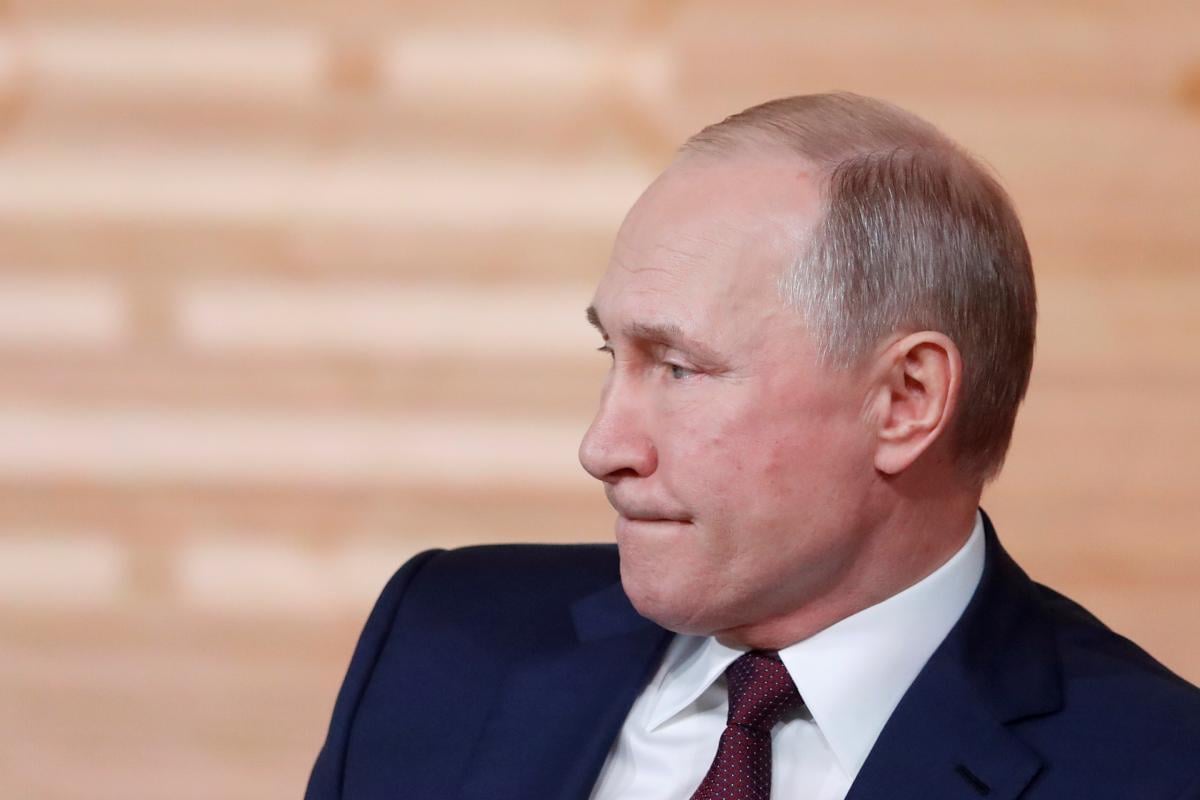 Путин ходит по лезвию ножа и рискует упасть, – The Telegraph